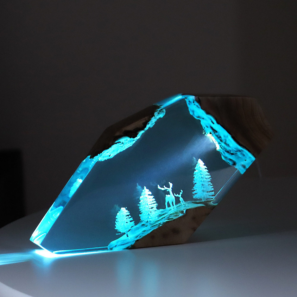 Resin Art Decor - Waldfee-Hirsch Desktop-Kunst Personalisiertes Leuchtendes Ornament Versunkenes